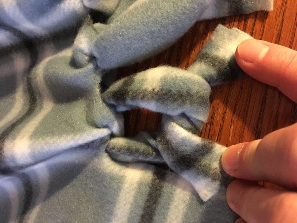 Tying a Square Knot on the Fringe