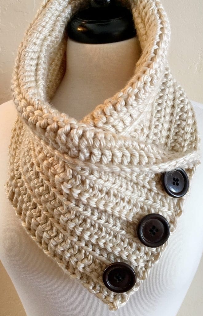 Los Angeles Tan Crochet Chunky Neck Warmer