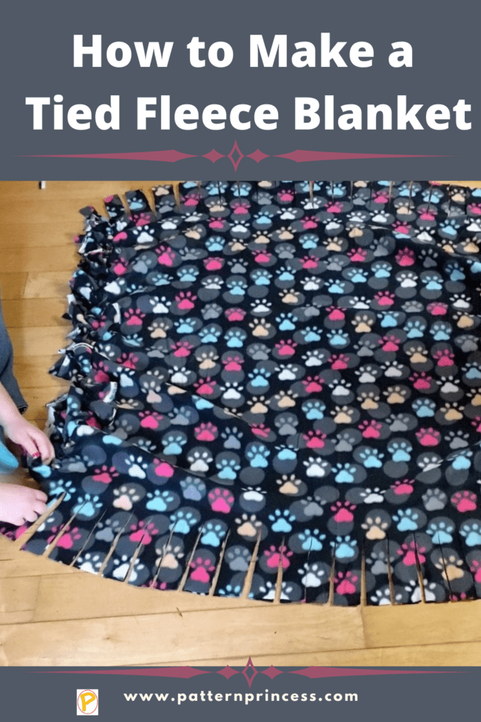 how to make a tied fleece blanket