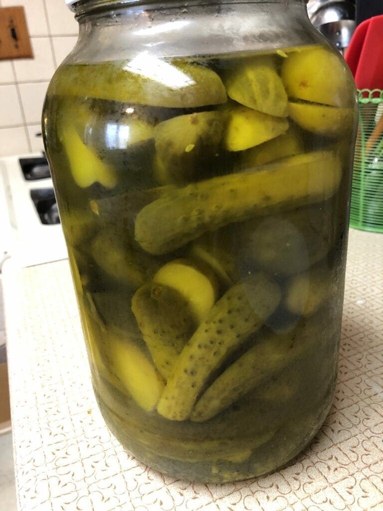 Gallon Jar of Sliced Dill Pickles