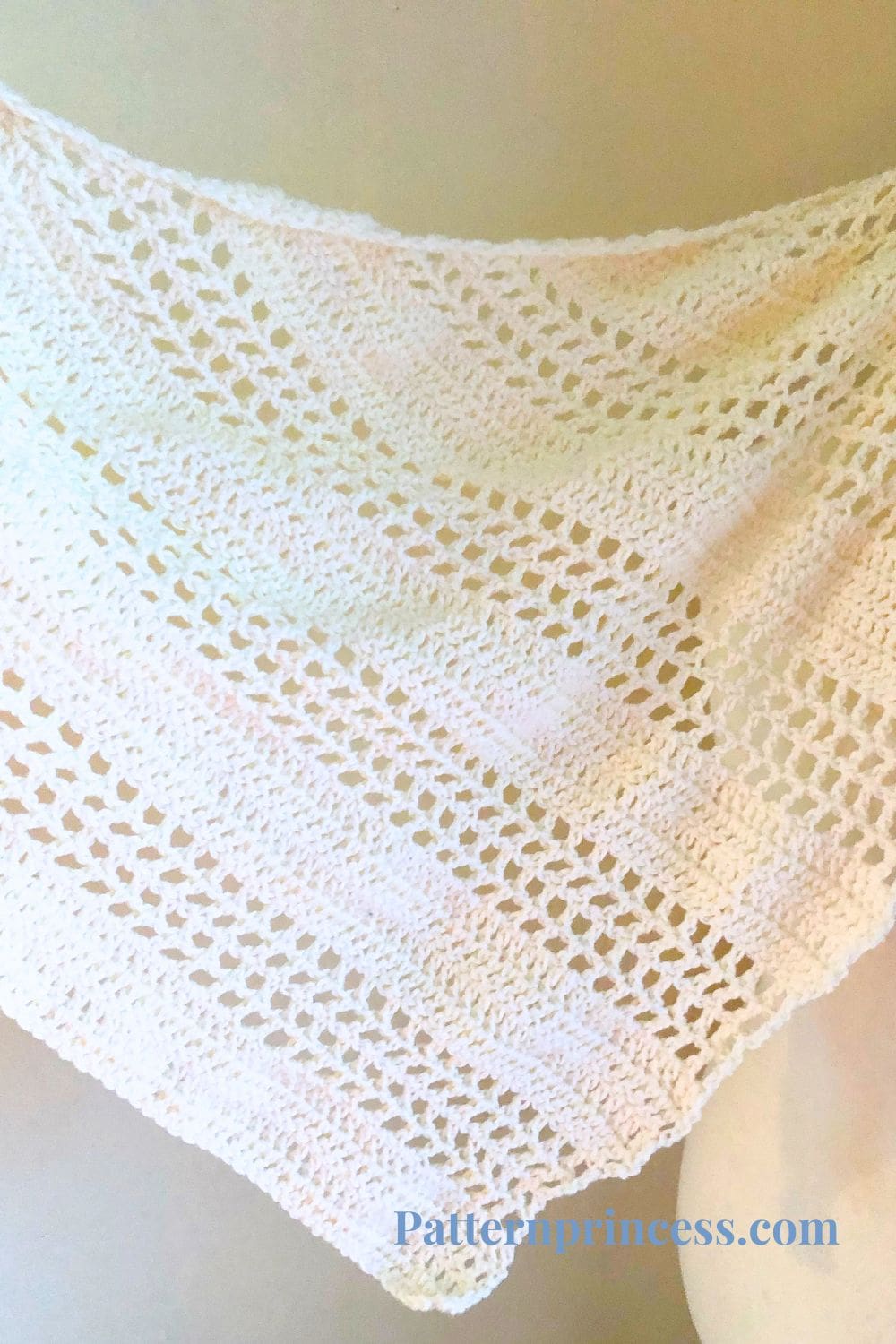 Asymmetrical Shawl in Cotton yarn