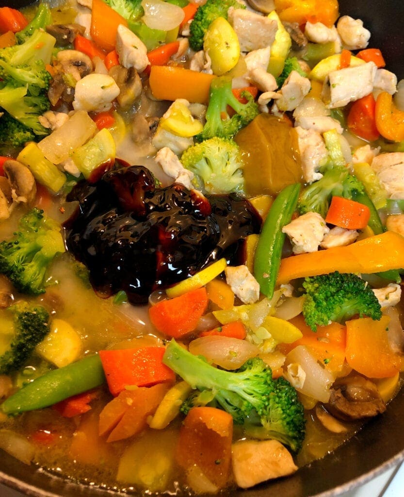Chicken with Vegetables and Brown Sauce Finished in the Pan