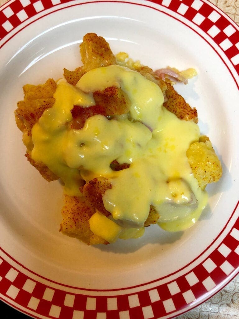 Hollandaise Sauce Eggs Benedict Casserole