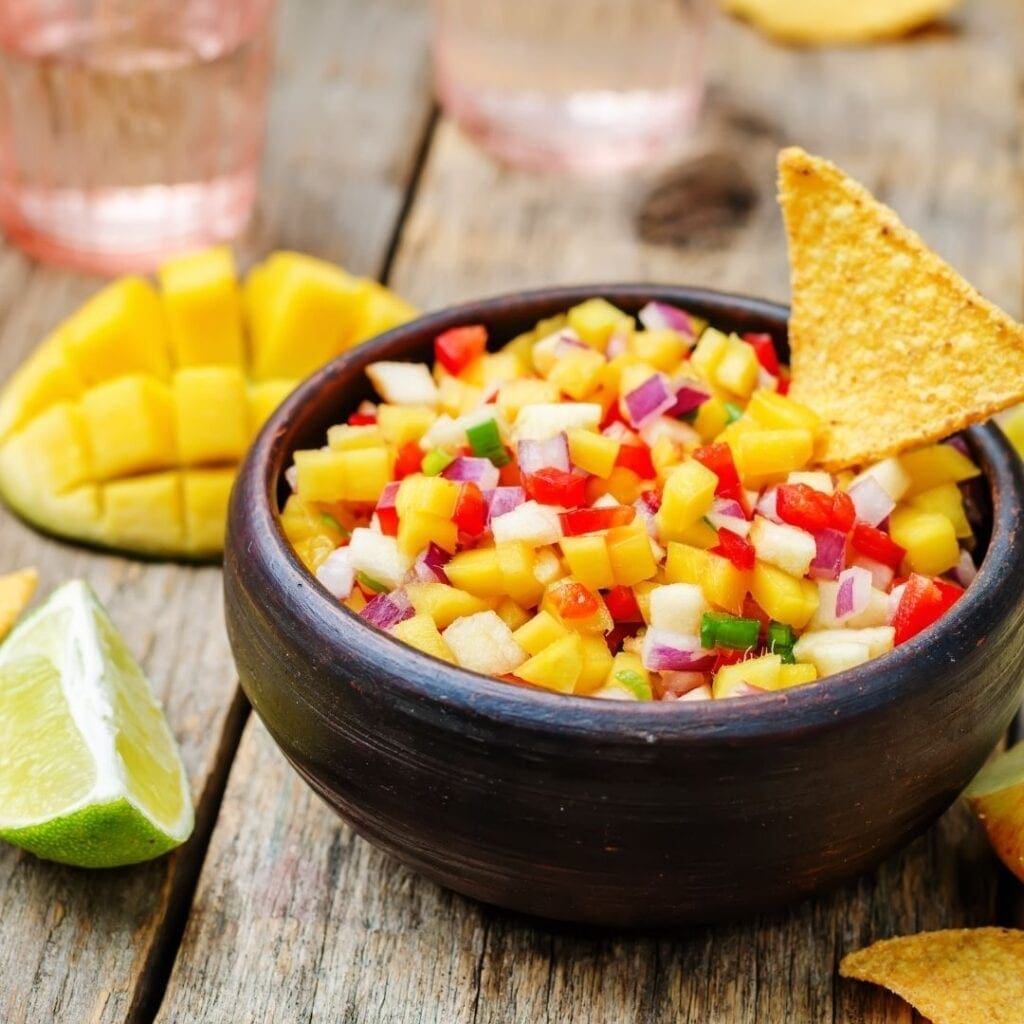 Mango Salsa Salad