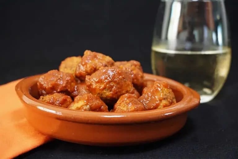 Spanish Meatballs Albondigas Tapas Venturists