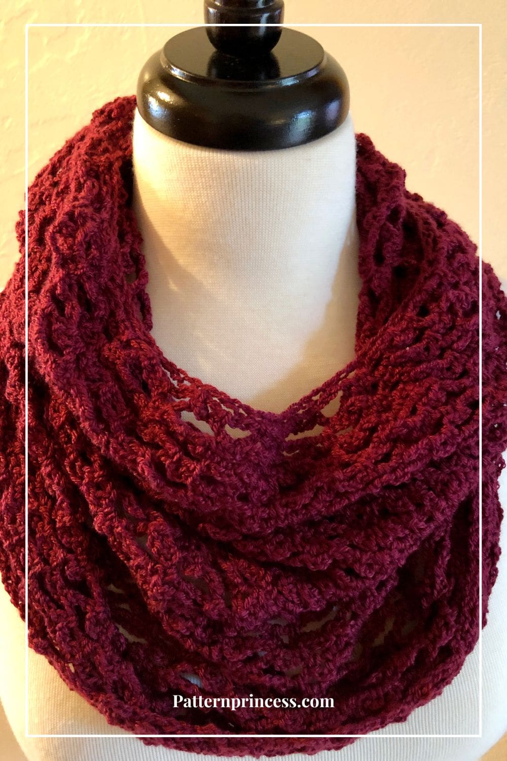 Easy Beginner Crochet Scarf