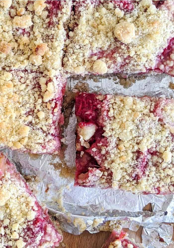 vegan raspberry rhubarb crumble bars bytheforkful