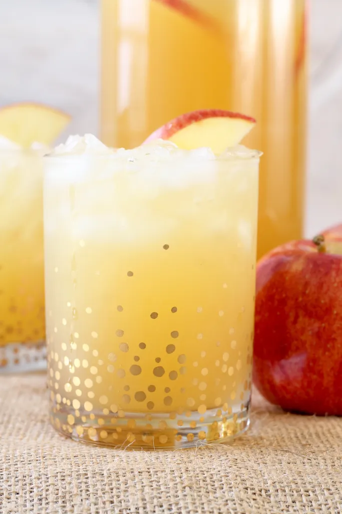 Easy-Fall-Party-Punch-Photo