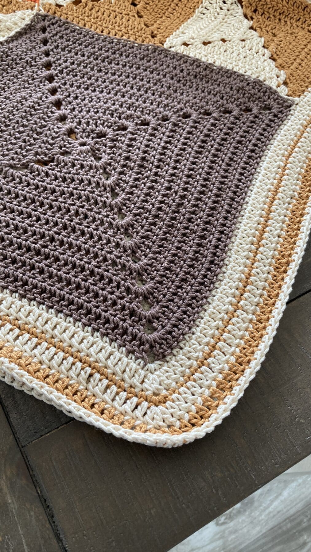 Corner Stitches of the Border