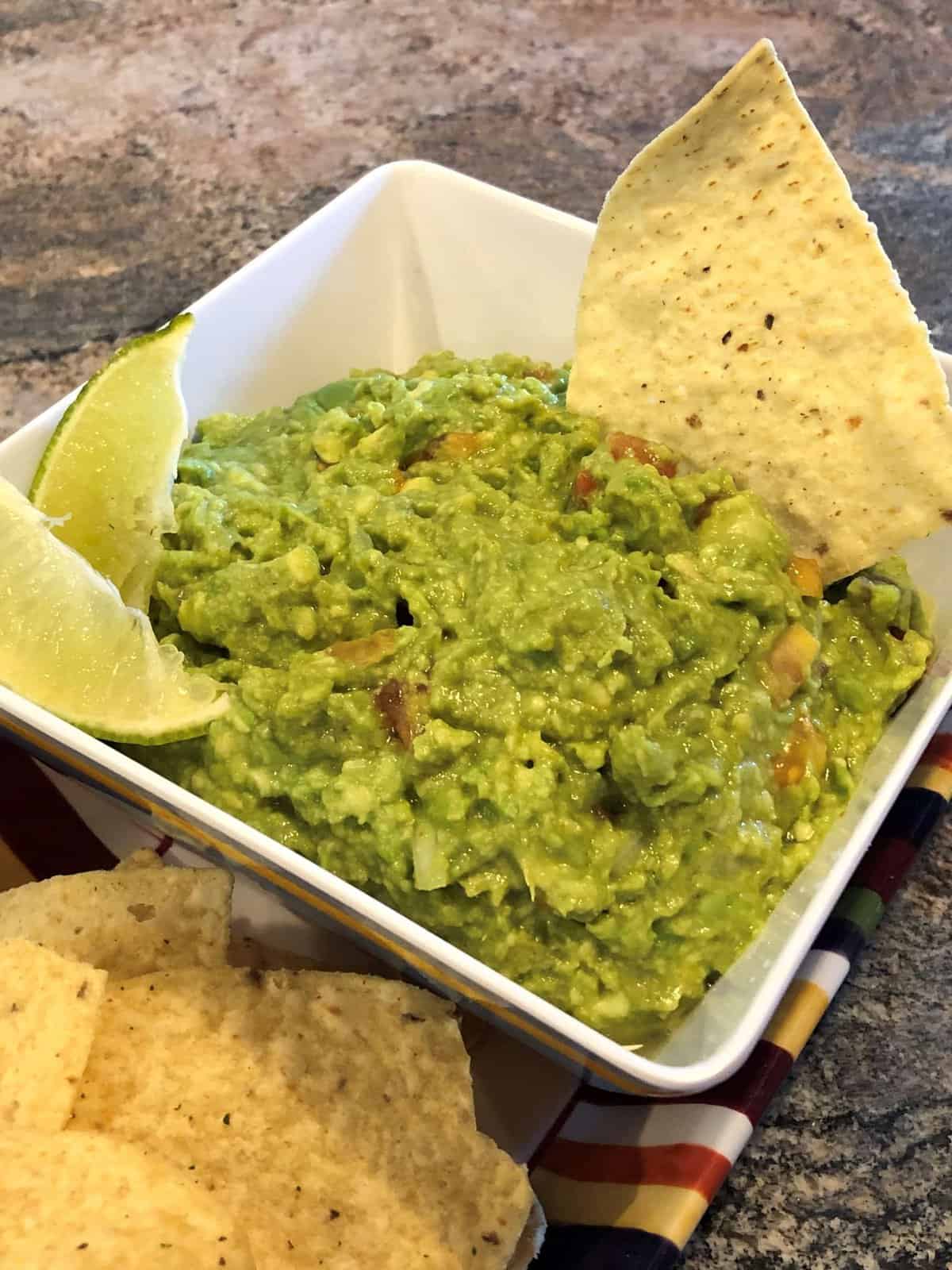 Easy Super Good Guacamole