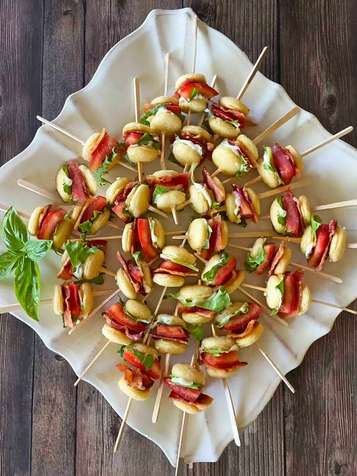 mini-blt-sliders-serving-platter