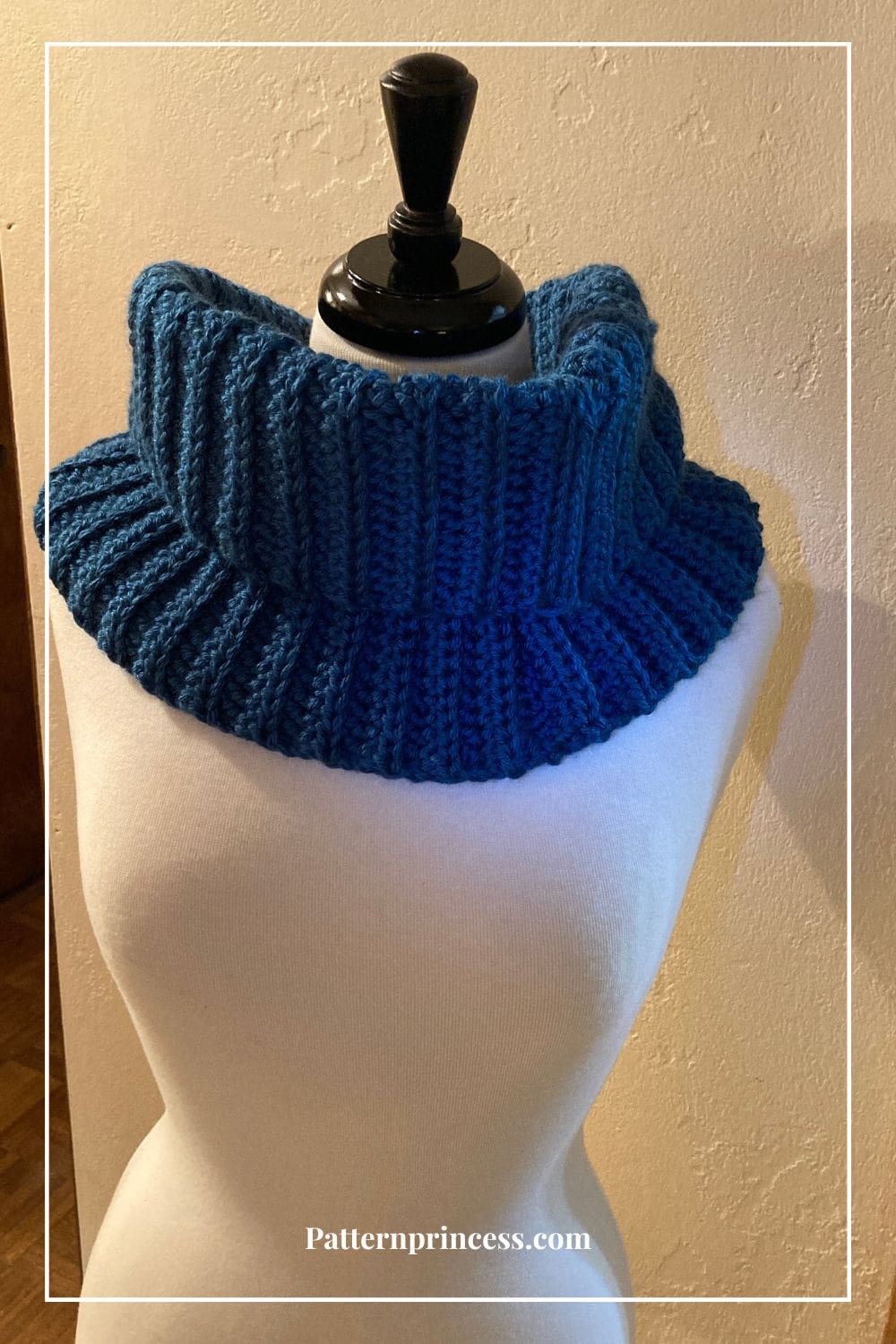 Teal Chunky Cowl