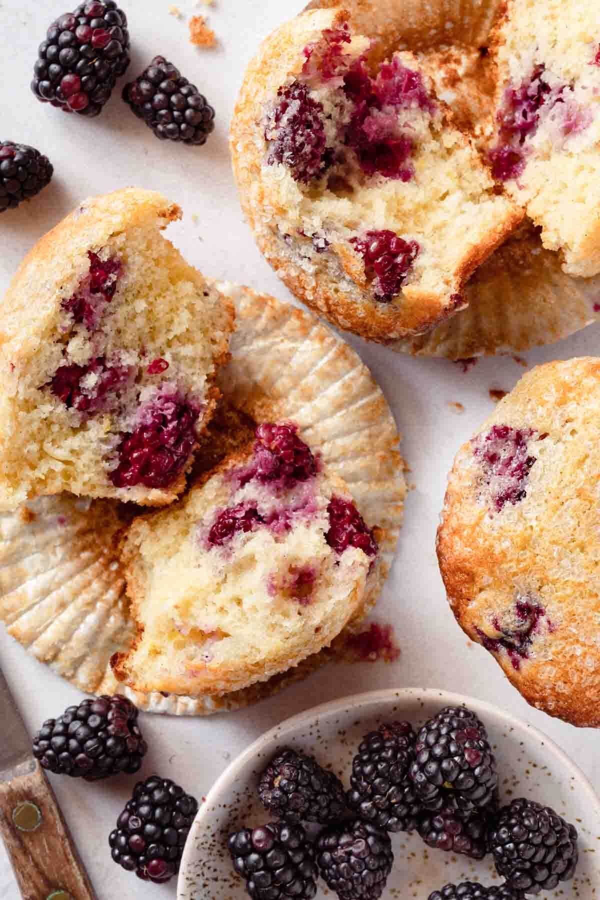 BLACKBERRY BUTTERMILK MUFFINS