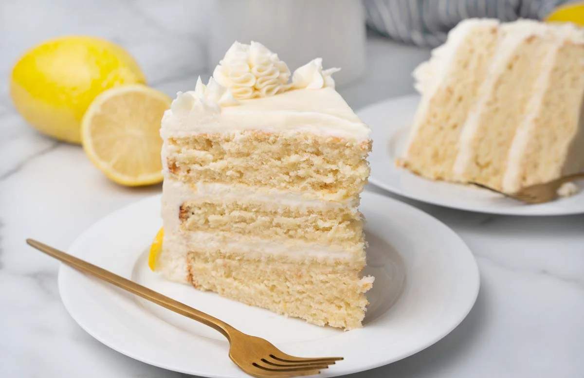 LEMON BUTTERMILK CAKE