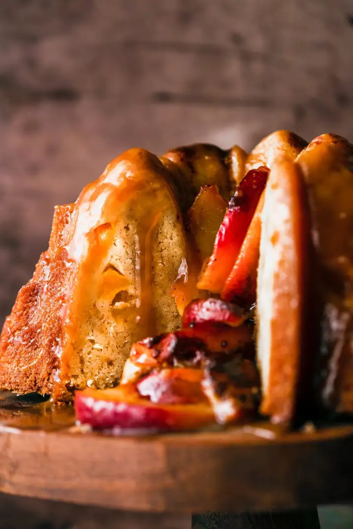 Southern-Peach-Cobbler-Pound-Cake-sliced-inside