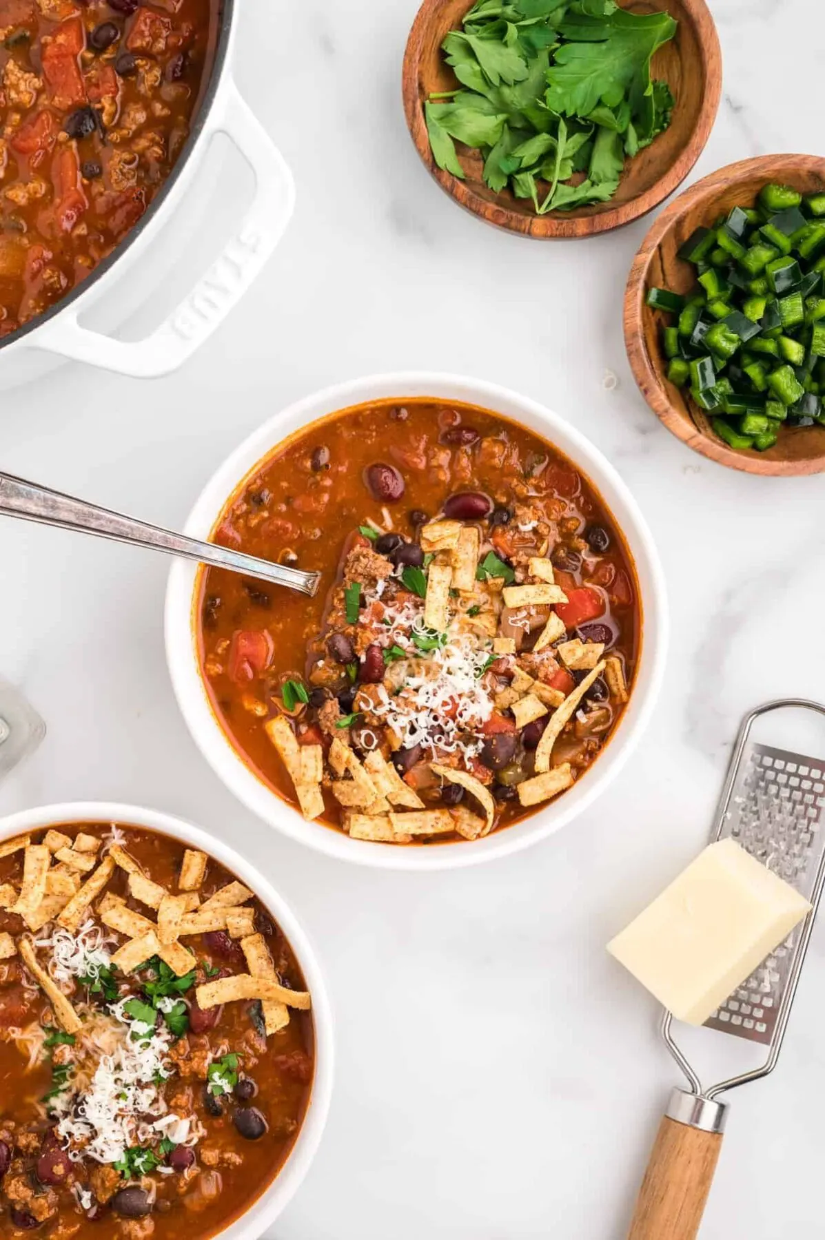 DUTCH OVEN CHILI