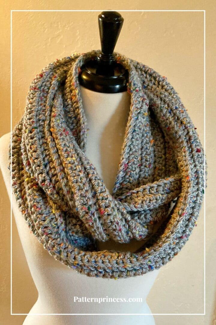 Chunky Tweed Infinity Scarf Beginner Crochet Pattern - Pattern Princess
