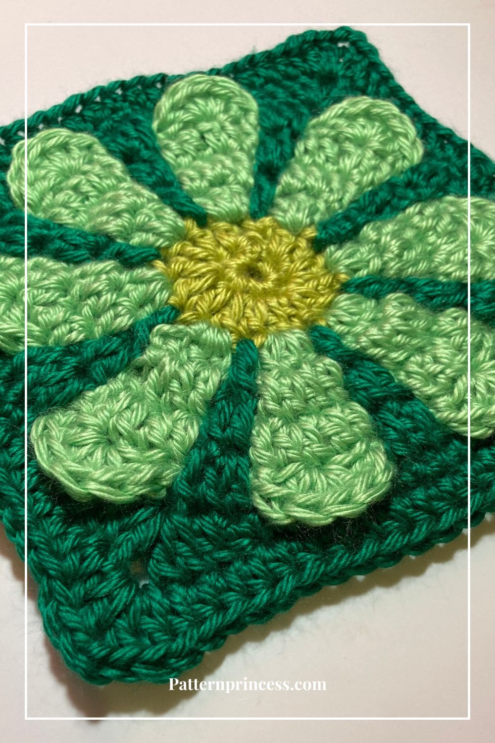 Retro Granny Square in Green Yarn Shades