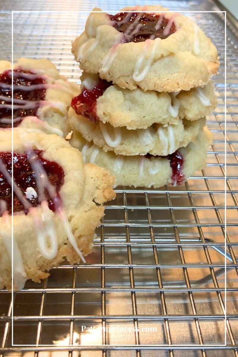 Favorite Raspberry and Almond Shortbread Thumbprint Cookies - Pattern ...