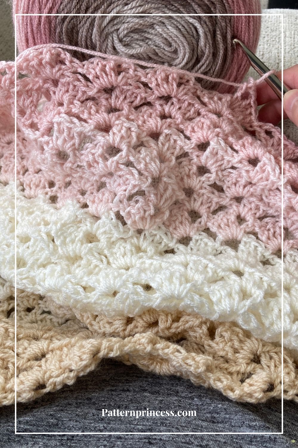 Mandala Yarn Cake Crib Blanket