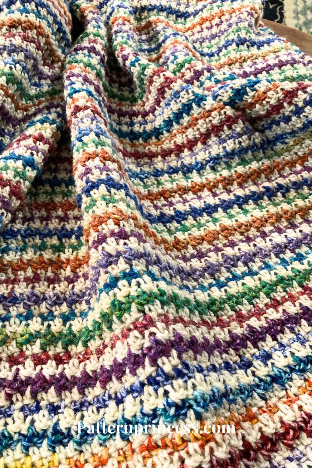 Close up of Lemon Peel Stitch in Alternating Colors